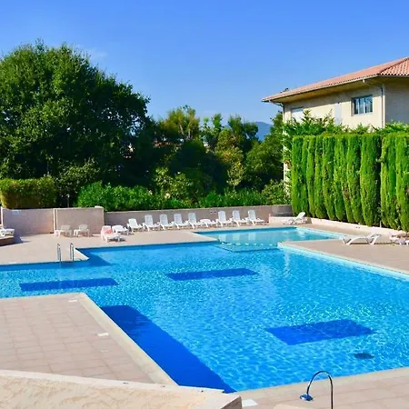 Apartment Eden Park Saint-Tropez Exterior foto